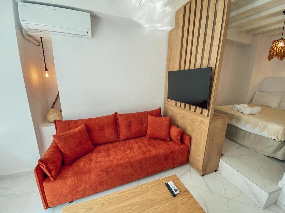 Evagelias Suite Скопелос Екстериор снимка